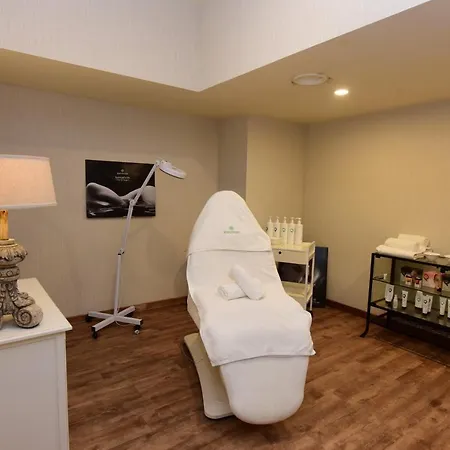 Palac Отель Staniszow